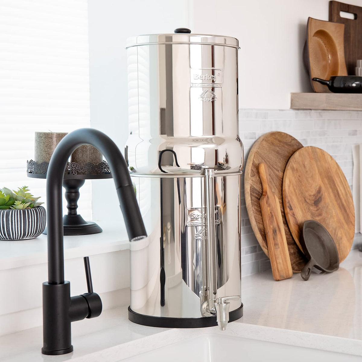 Royal Berkey Gravity-Fed Water Filter System with 2 Black Berkey Elements Plus Deluxe 10&quot; Stainless Steel Berkey Water View Spigot